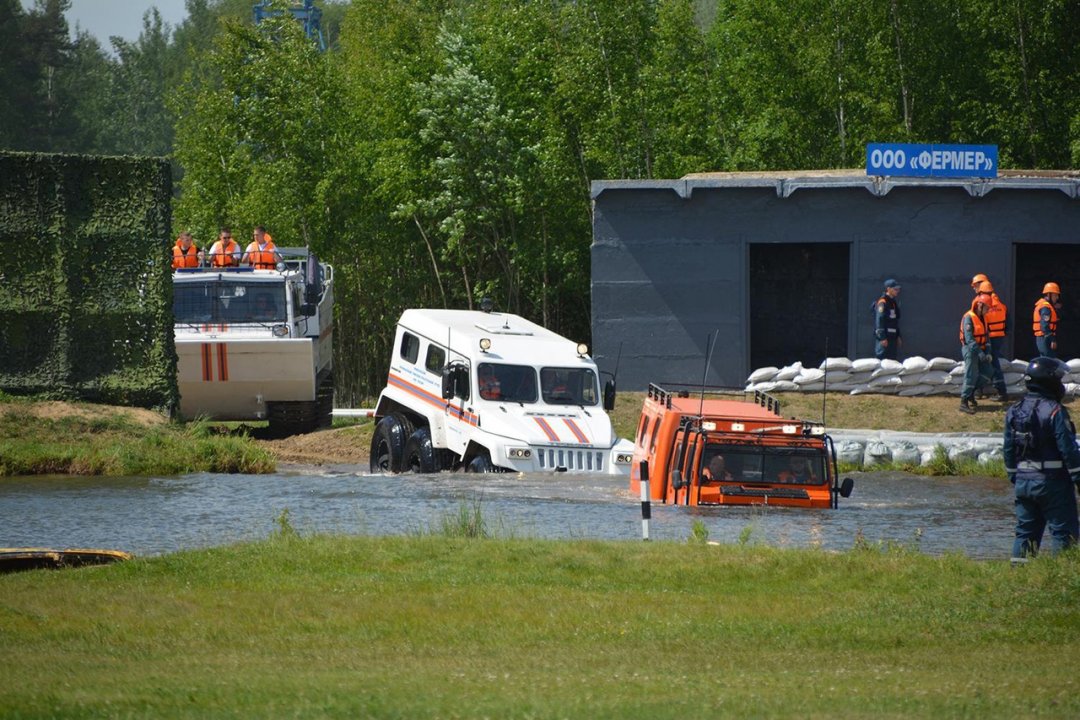 🔥🚒Вчера работники #Мособлпожспас приняли участие в демонстрационных учениях, которые состоялись на территории Ногинского спасательного центра