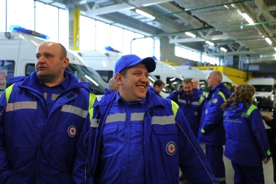 🚑 Сегодня приехали на Ногинскую подстанцию скорой медицинской помощи, чтобы передать нашим медикам 77 новых машин скорой помощи